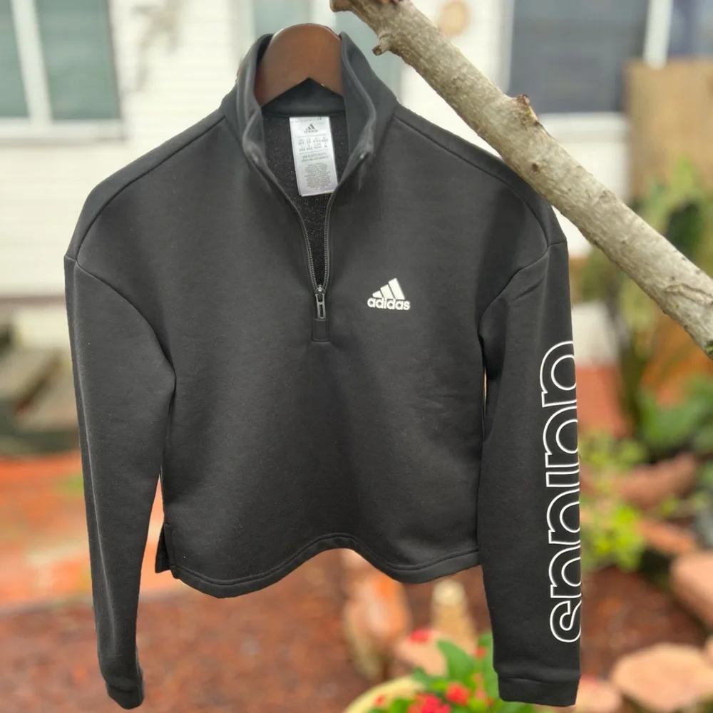 Adidas Women's Linear Fleece 1/4 Zip Pullover Crop Sweatshirt Black Size XS - Picture 1 of 5